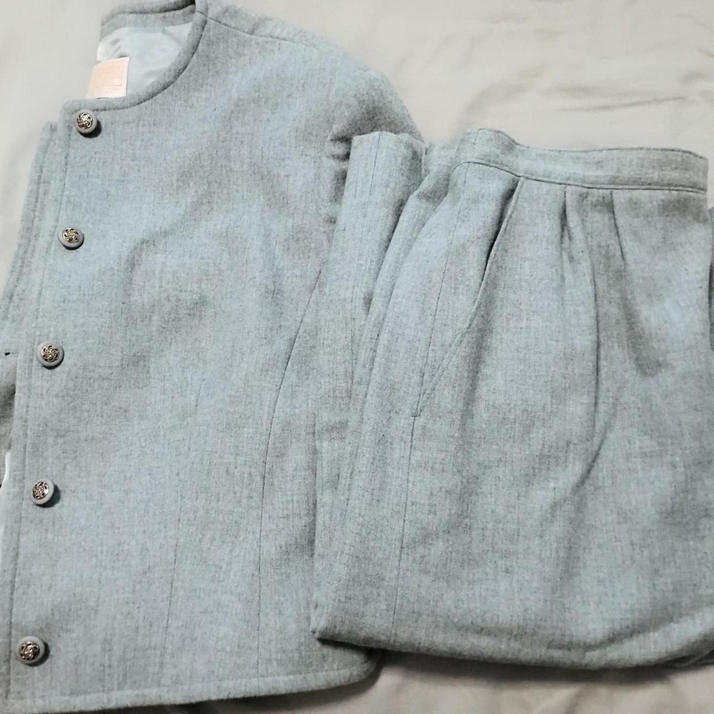 ULTIMATE QUIET LUXURY / LIGHT‎ ACADEMIA Statement Suit grandma core office wool
